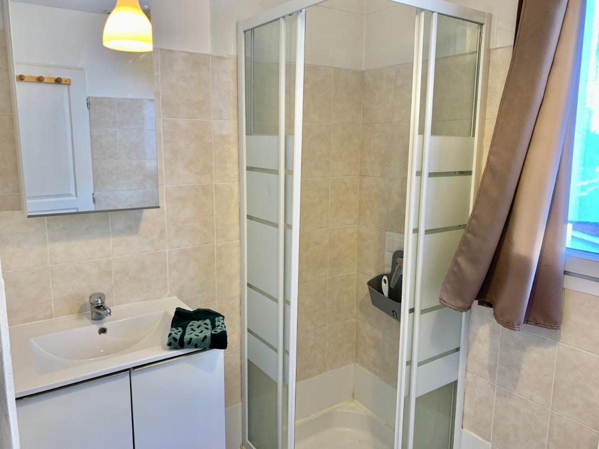 Superbe Appartement Avec Parking Gratuit Sur Place แซงต์-เดอนี ภายนอก รูปภาพ
